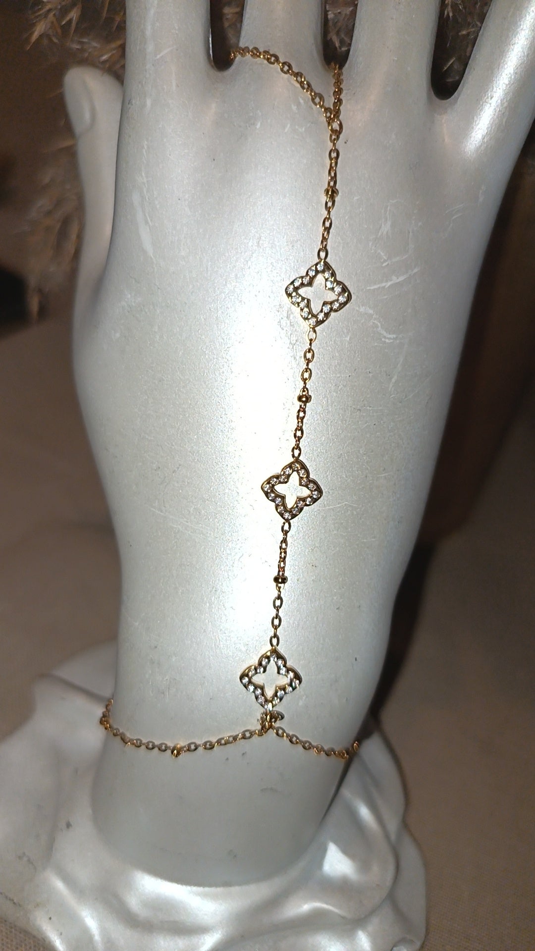 Bracelet de main